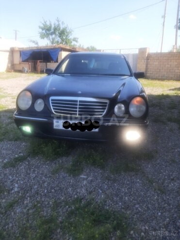 Mercedes E 220 2000, 350,000 km - 2.2 l - Bərdə