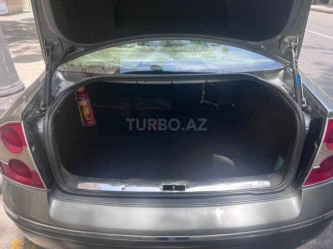 Volkswagen Passat 2004, 297,000 km - 1.8 l - Bakı