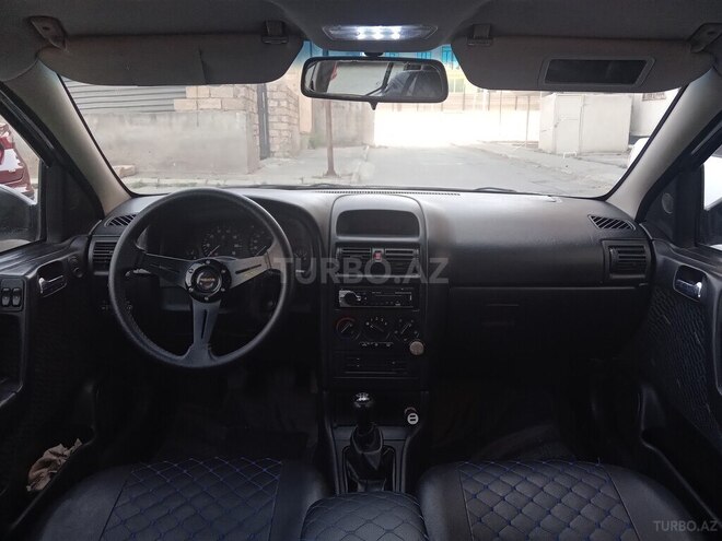 Opel Astra 2001, 287,000 km - 1.6 l - Bakı
