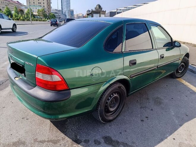 Opel Vectra 1996, 210,856 km - 1.6 l - Bakı