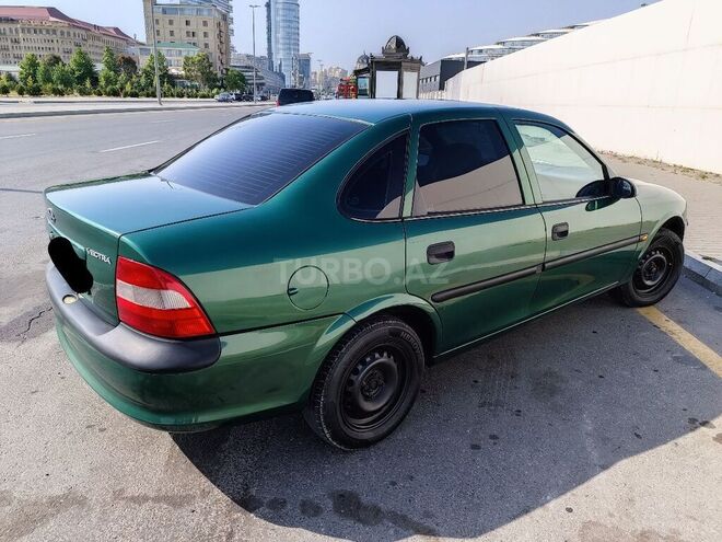 Opel Vectra 1996, 210,856 km - 1.6 l - Bakı