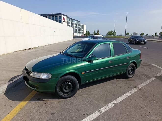 Opel Vectra 1996, 210,856 km - 1.6 l - Bakı