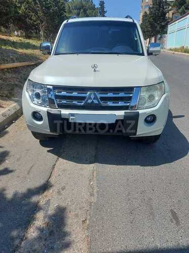 Mitsubishi Pajero 2010, 132,000 km - 3.5 л - Bakı