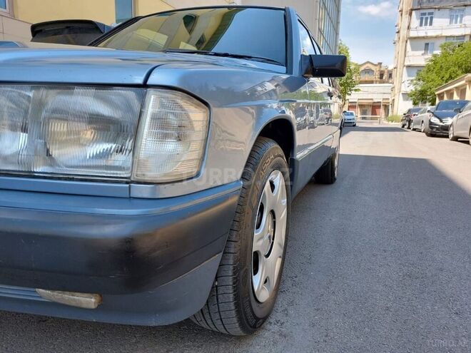 Mercedes 190 1992, 117,340 km - 1.8 l - Bakı