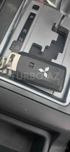 Mitsubishi Lancer 2010, 137,000 km - 2.0 l - Bakı