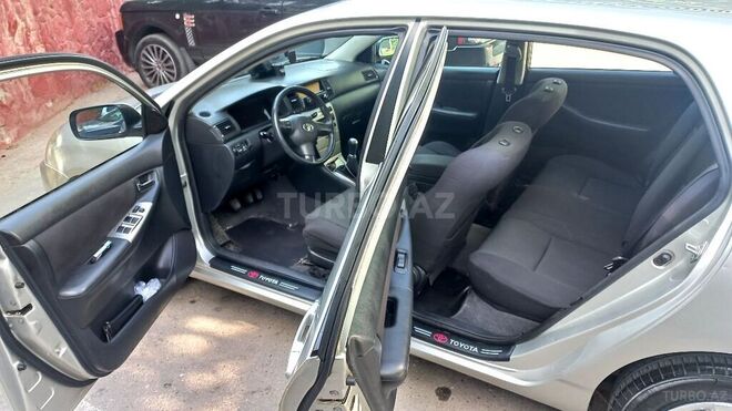 Toyota Corolla 2004, 202,000 km - 1.4 l - Sumqayıt