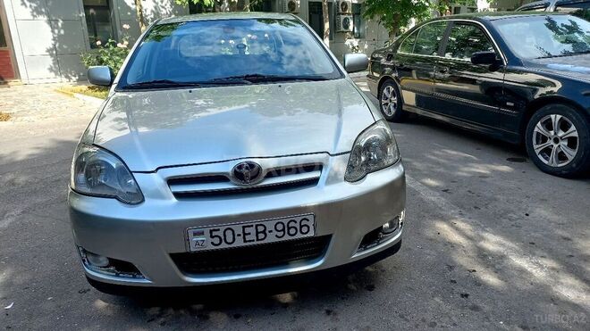 Toyota Corolla 2004, 202,000 km - 1.4 l - Sumqayıt