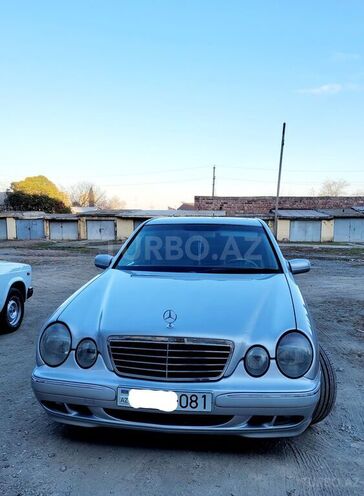 Mercedes E 320 2000, 235,000 km - 3.2 l - Gəncə