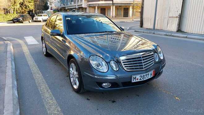 Mercedes E 220 2006, 242,000 km - 2.2 l - Bakı
