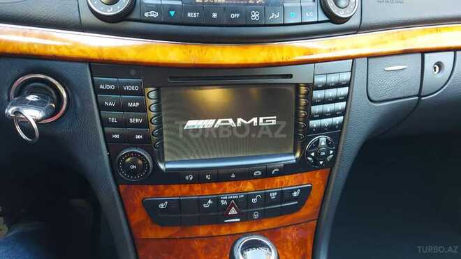 Mercedes E 220 2006, 242,000 km - 2.2 l - Bakı