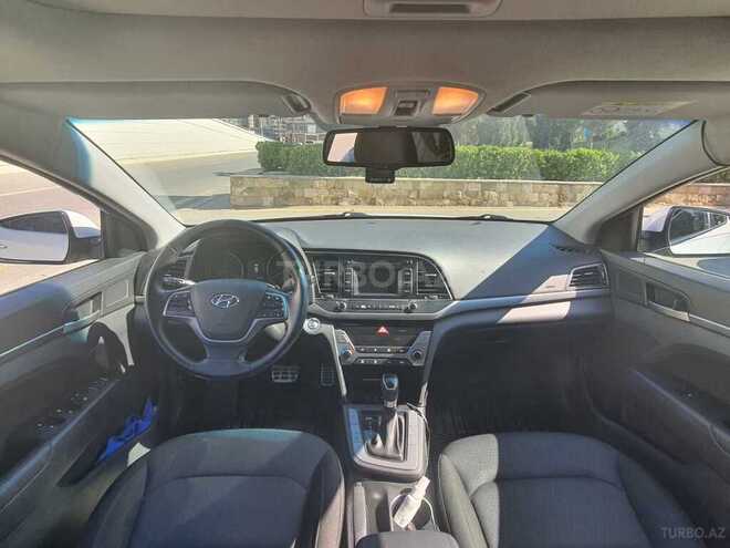 Hyundai Elantra 2018, 58,750 km - 2.0 l - Bakı