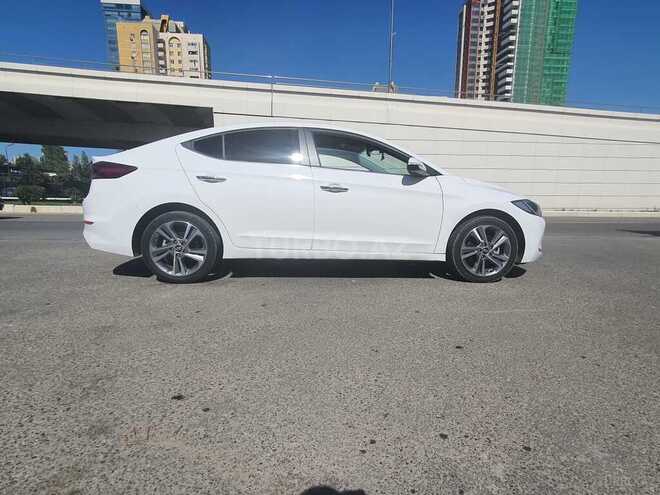 Hyundai Elantra 2018, 58,750 km - 2.0 l - Bakı