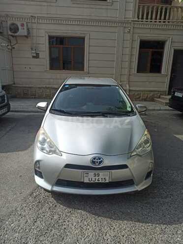 Toyota Prius C 2013, 85,400 km - 1.5 l - Bakı