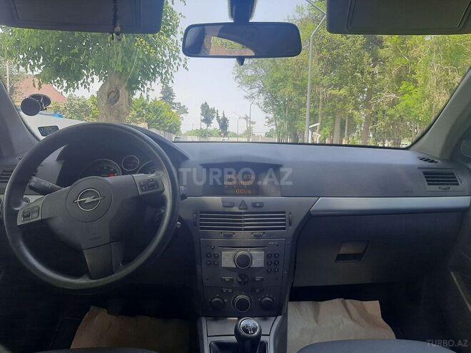 Opel Astra 2004, 213,000 km - 1.4 l - Xaçmaz