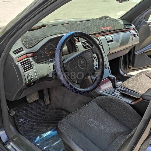 Mercedes E 200 1996, 333,222 km - 2.0 l - Sumqayıt