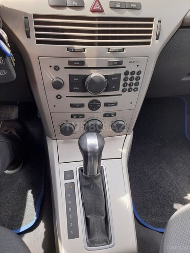 Opel Astra 2007, 175,000 km - 1.8 l - Sumqayıt