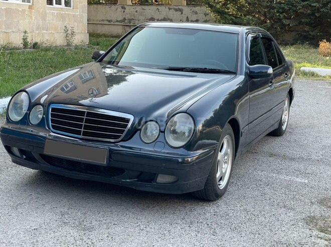 Mercedes E 200 1999, 380,000 km - 2.0 l - Bakı