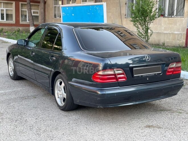 Mercedes E 200 1999, 380,000 km - 2.0 l - Bakı