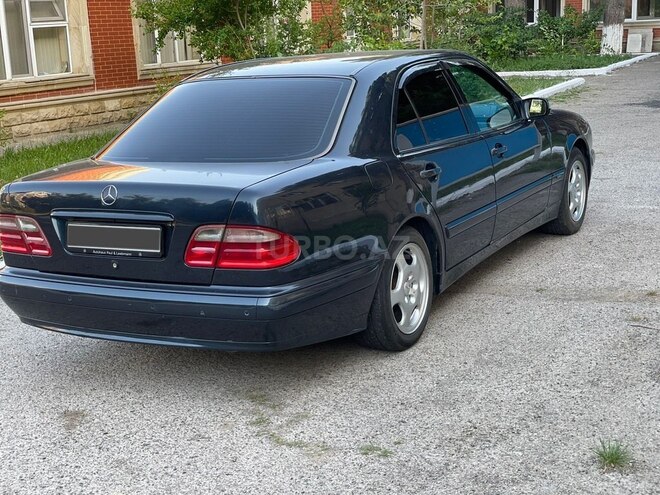 Mercedes E 200 1999, 380,000 km - 2.0 l - Bakı