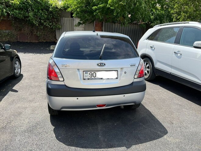Kia Rio 2005, 244,385 km - 1.5 l - Sabirabad