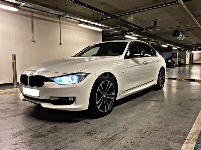 BMW 328 2013, 241,493 km - 2.0 л - Bakı