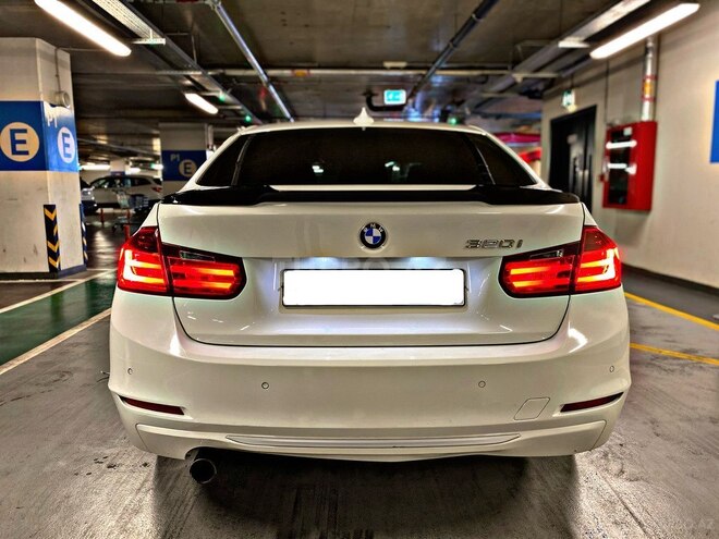 BMW 328 2013, 241,493 km - 2.0 л - Bakı