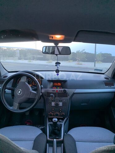 Opel Astra 2006, 256,663 km - 1.3 l - Xırdalan