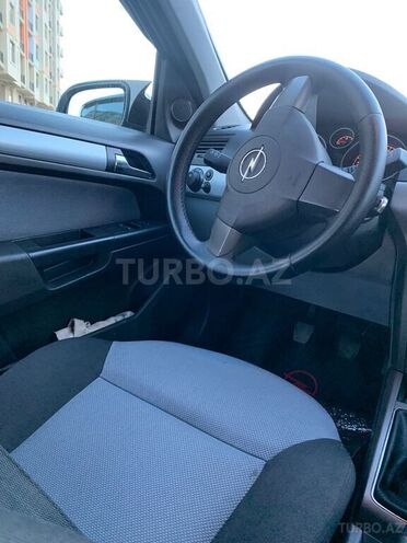 Opel Astra 2006, 256,663 km - 1.3 l - Xırdalan