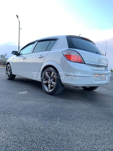 Opel Astra 2006, 256,663 km - 1.3 l - Xırdalan