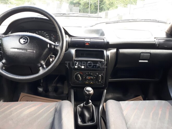 Opel Astra 1997, 407,840 km - 1.6 л - Şəki