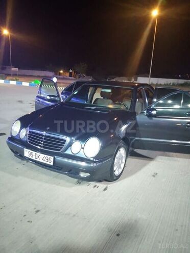 Mercedes E 200 2001, 255,658 km - 2.0 l - Bakı