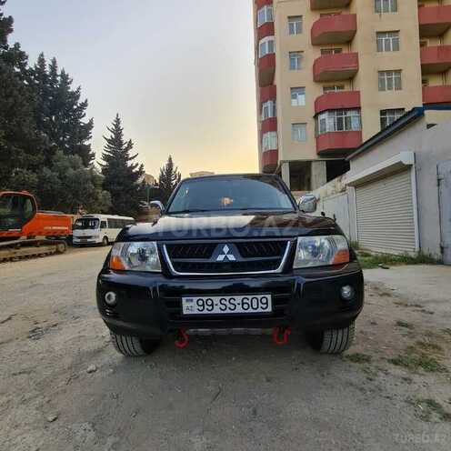 Mitsubishi Pajero 2003, 270,000 km - 3.0 l - Bakı