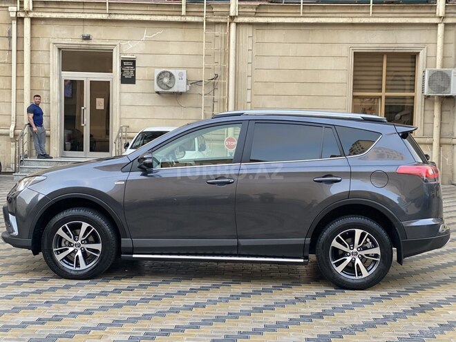 Toyota RAV4 2019, 136,000 km - 2.0 l - Bakı
