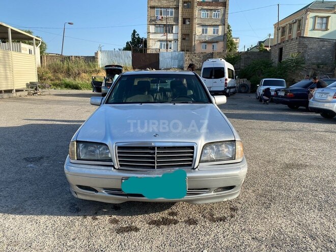 Mercedes C 220 1997, 452,639 km - 2.2 l - Bakı