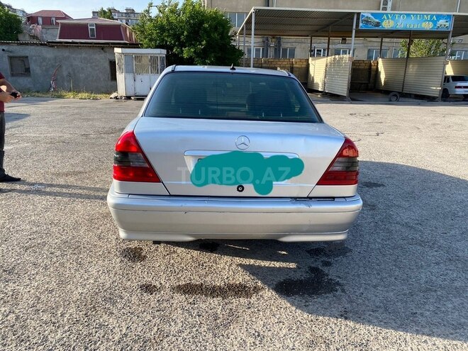 Mercedes C 220 1997, 452,639 km - 2.2 l - Bakı