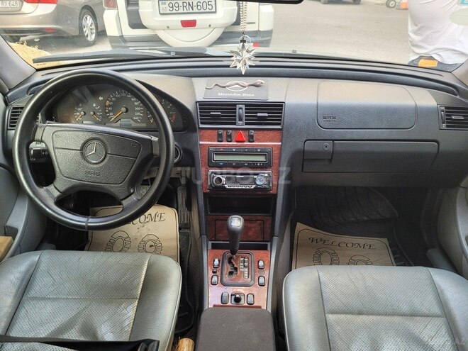 Mercedes C 200 1999, 280,000 km - 2.0 l - Bakı