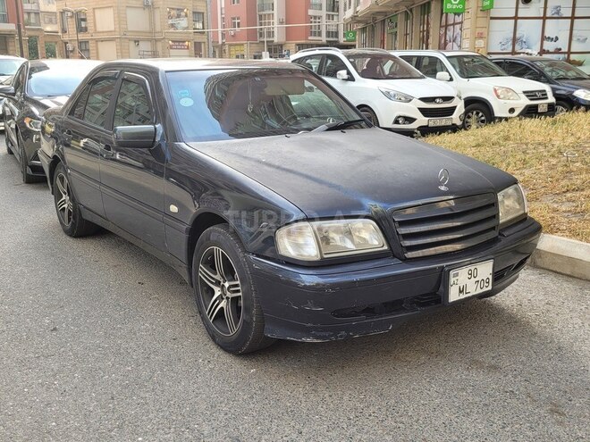 Mercedes C 200 1999, 280,000 km - 2.0 l - Bakı