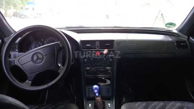 Mercedes C 200 1998, 445,328 km - 2.0 l - Zaqatala