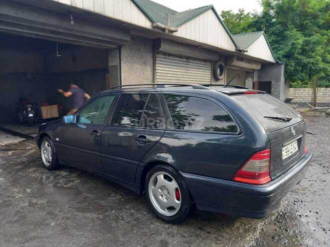 Mercedes C 200 1998, 445,328 km - 2.0 l - Zaqatala