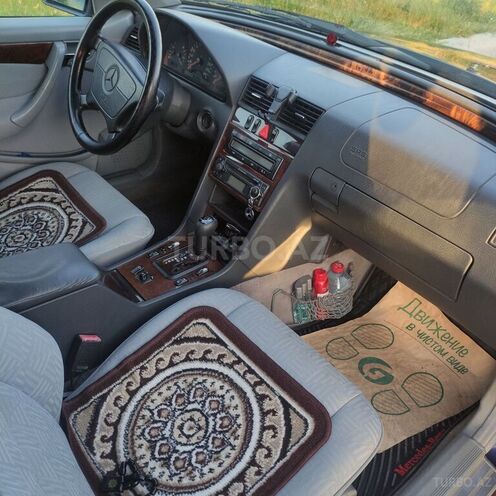 Mercedes C 180 1998, 289,000 km - 1.8 l - Qəbələ