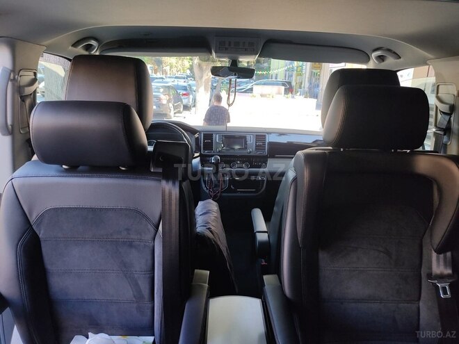 Volkswagen Multivan 2017, 94,070 km - 2.0 л - Bakı