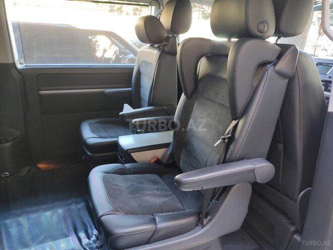 Volkswagen Multivan 2017, 94,070 km - 2.0 л - Bakı