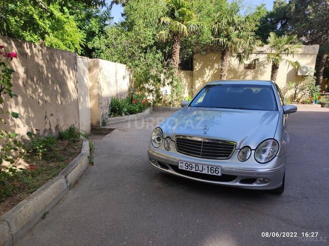 Mercedes E 180 2003, 301,000 km - 1.8 л - Bakı