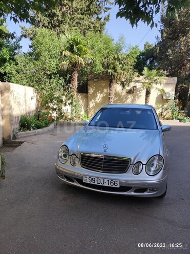 Mercedes E 180 2003, 301,000 km - 1.8 л - Bakı