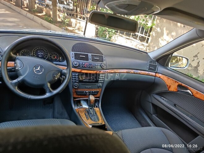 Mercedes E 180 2003, 301,000 km - 1.8 л - Bakı