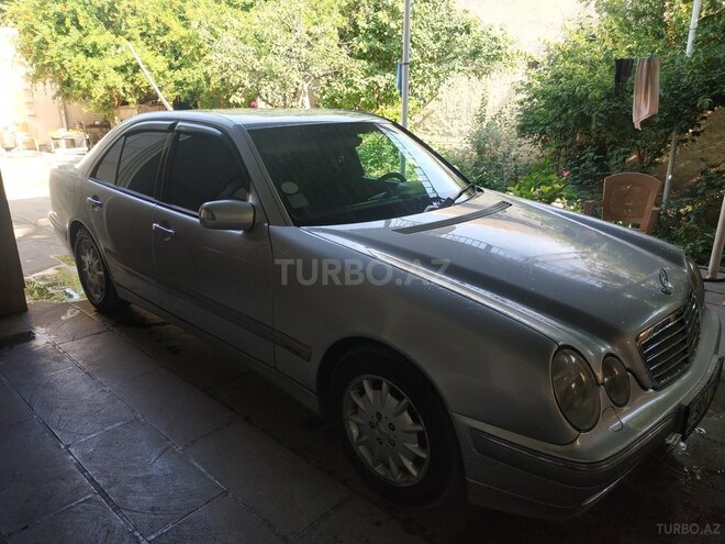 Mercedes E 240 2000, 319,654 km - 2.6 l - Ağdaş