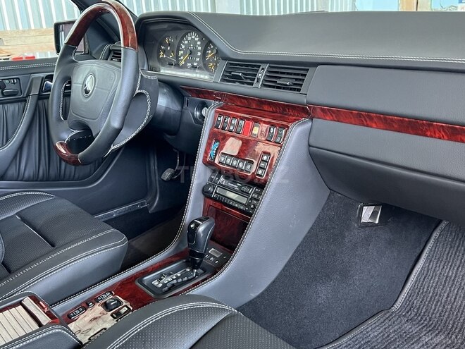 Mercedes E 500 1993, 168,542 km - 5.0 л - Bakı