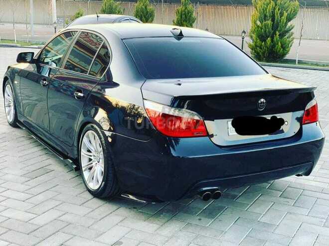 BMW 525 2005, 285,000 km - 2.5 l - Bakı