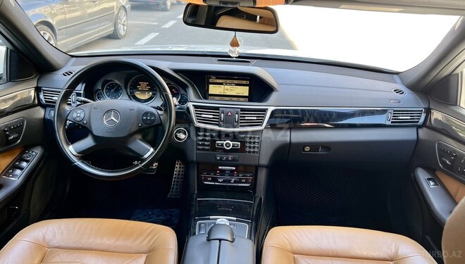 Mercedes E 300 2011, 217,000 km - 3.0 l - Bakı