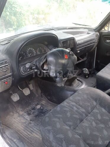 GAZ 3102 2000, 22,000 km - 2.4 л - Bərdə